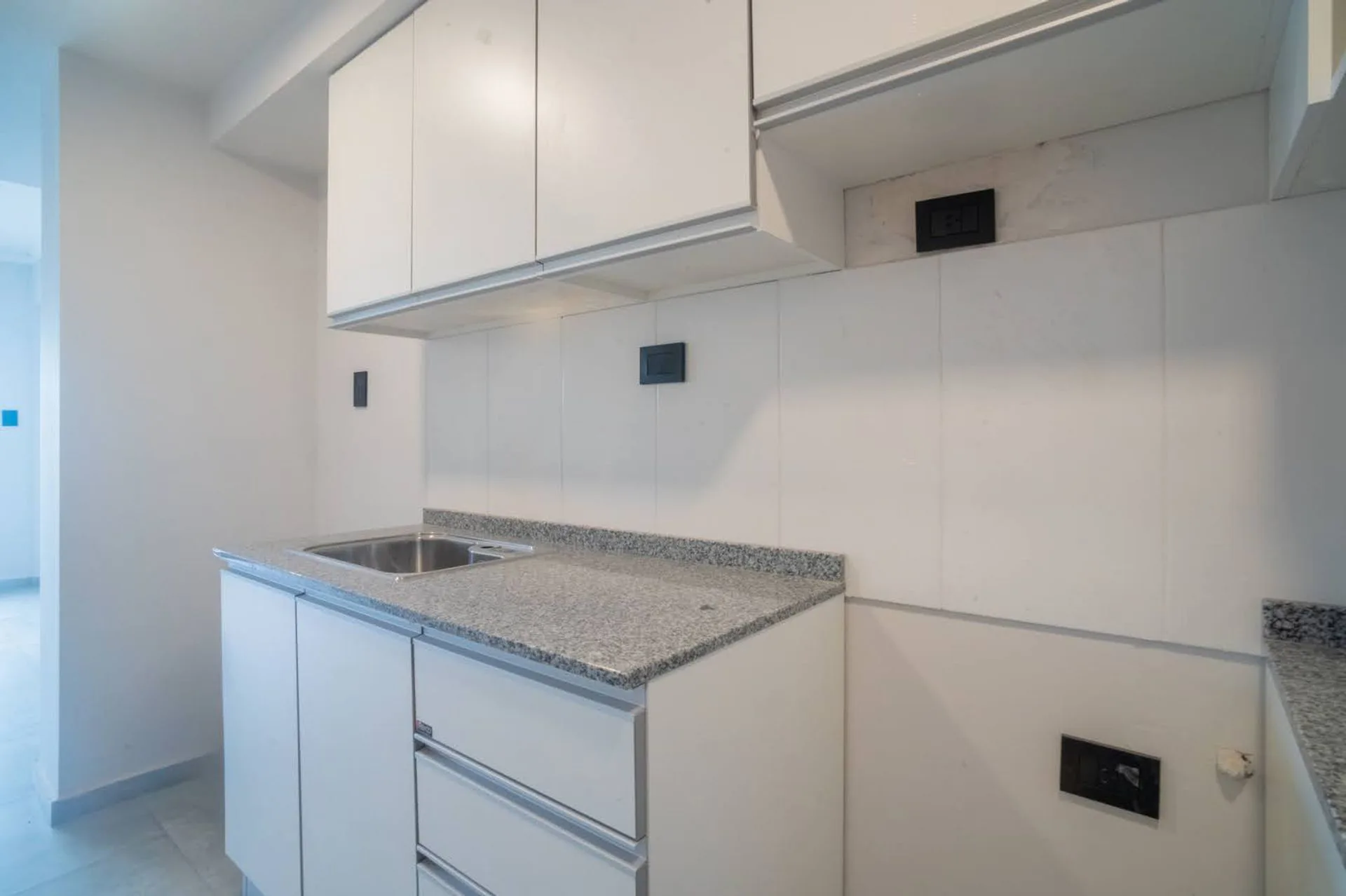 Venta Depto 2 Dorm y Cochera a estrenar Santa Fe foto 5