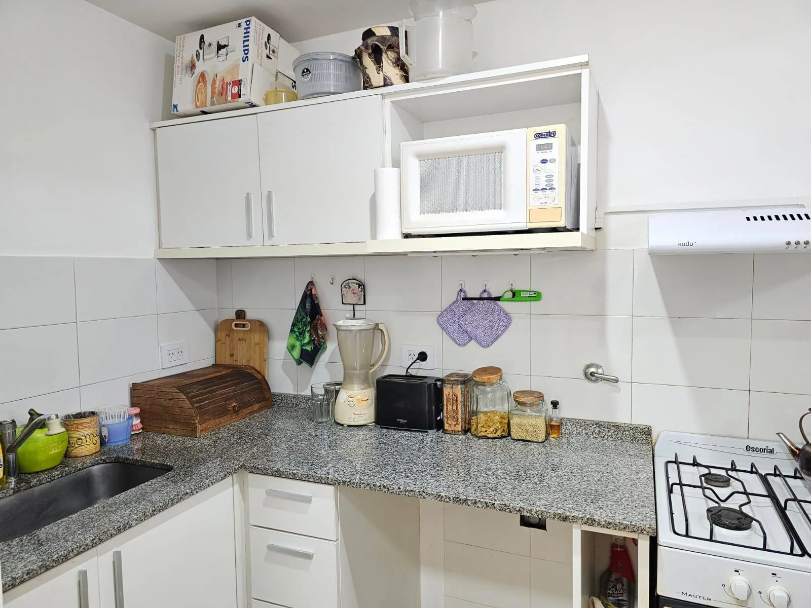 Impecable 2 ambientes con balcón en Villa Urquiza foto 2