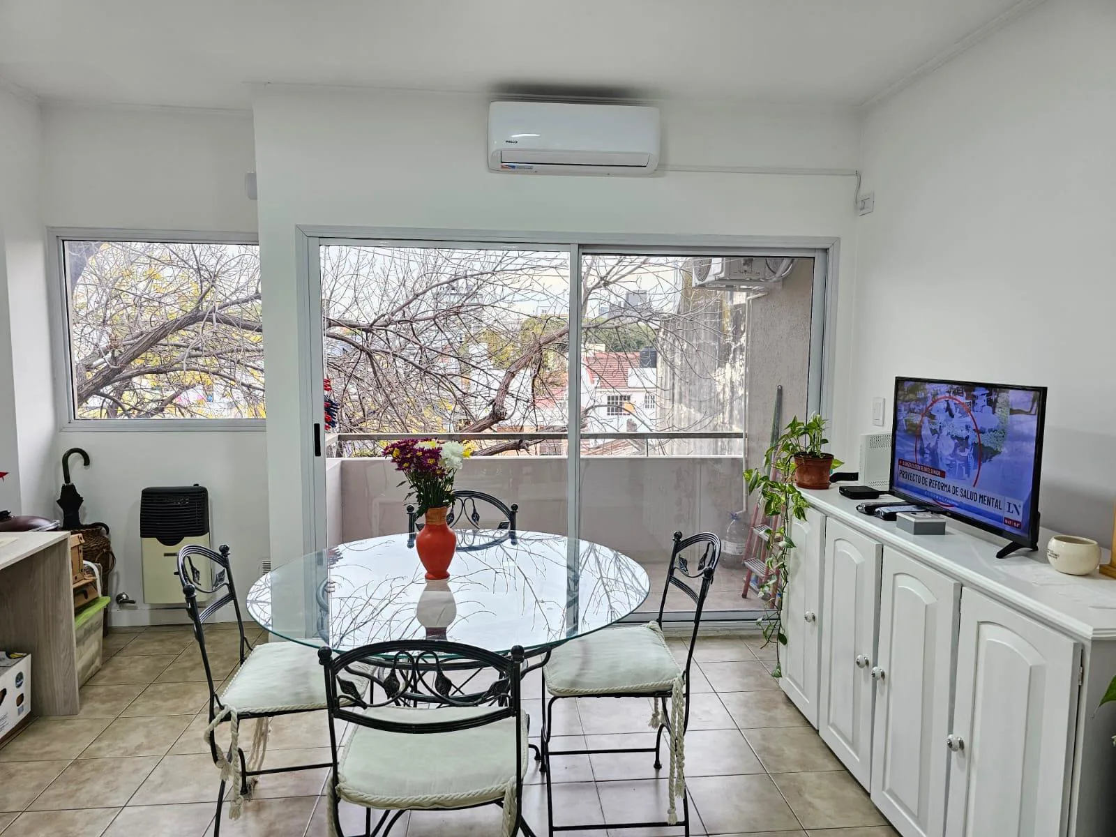 Impecable 2 ambientes con balcón en Villa Urquiza foto 3