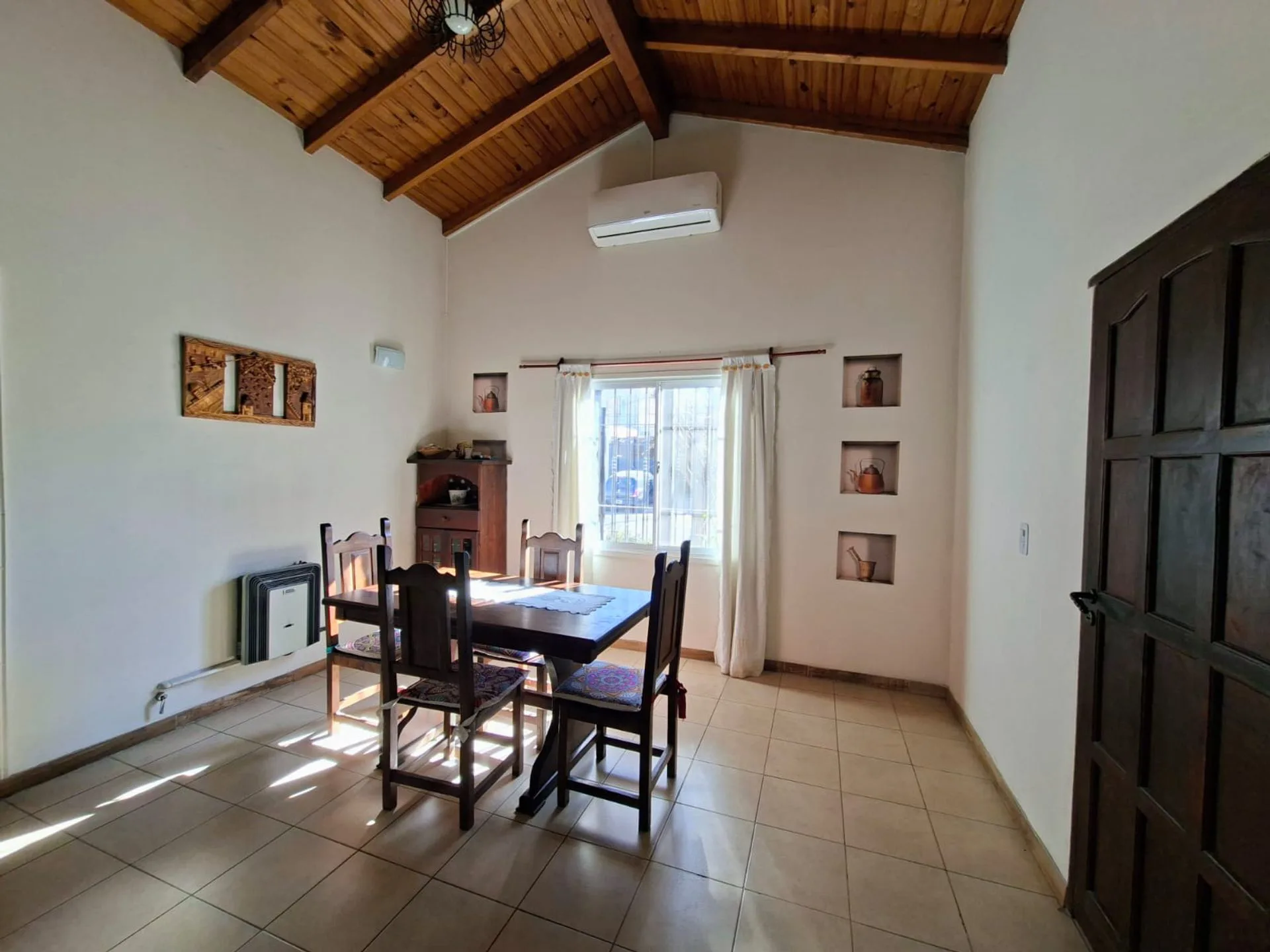 VENTA CASA 3 DORM. 2 BAÑOS JARDIN - LUJAN DE CUYO foto 4