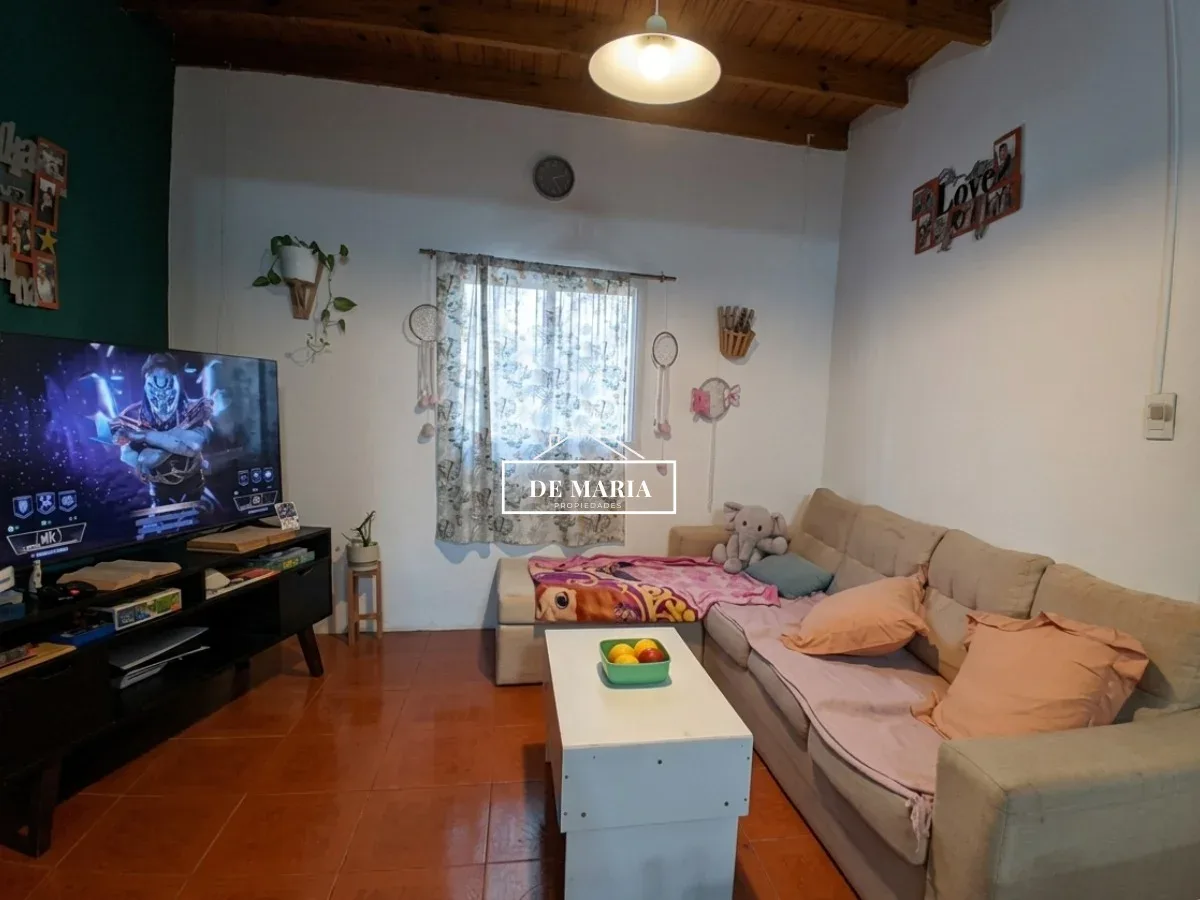 VENTA DE CASA DE 4 AMBIENTES CON PISCINA EN BARRIO CERRO RICO 2, BELEN DE ESCOBAR foto 5