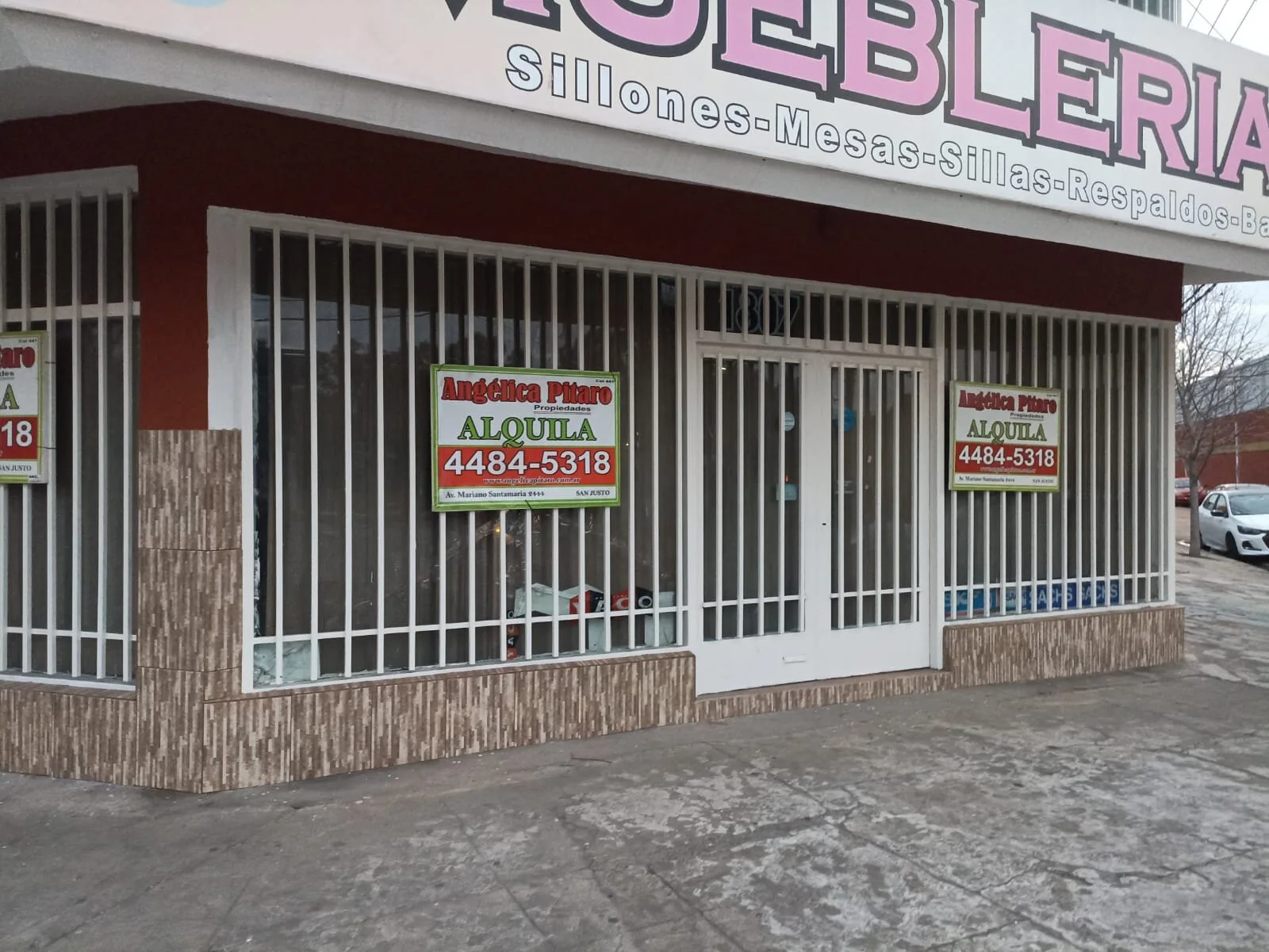 LOCAL COMERCIAL EN ALQUILER – ESQUINA ESTRATÉGICA SOBRE AV. PRESIDENTE PERÓN – VILLA LUZURIAGA foto 3
