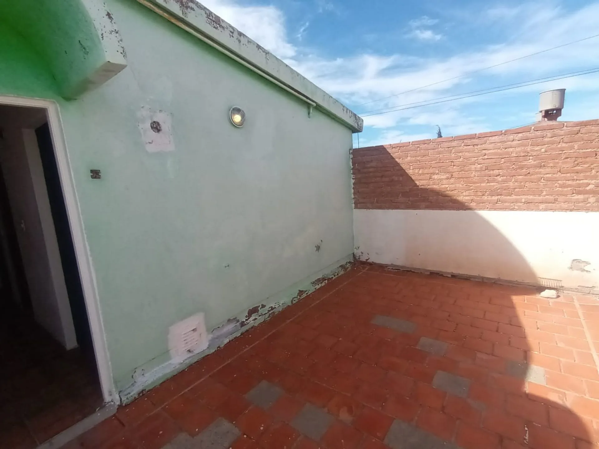 EN VENTA DEPARTAMENTO 3 AMBIENTES - SAN LUIS foto 3