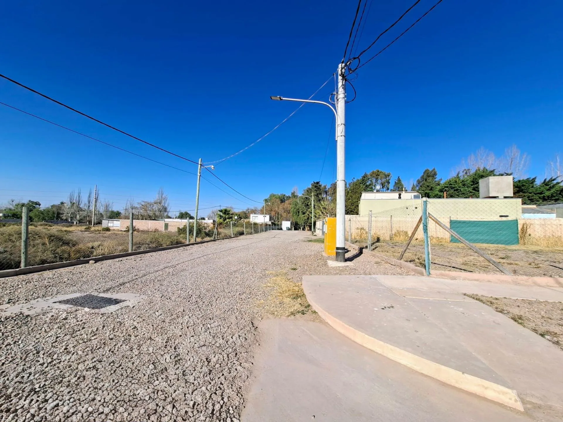 LOTES EN VENTA  B° PRIVADO- CRUZ DE PIEDRA - MAIPU foto 3