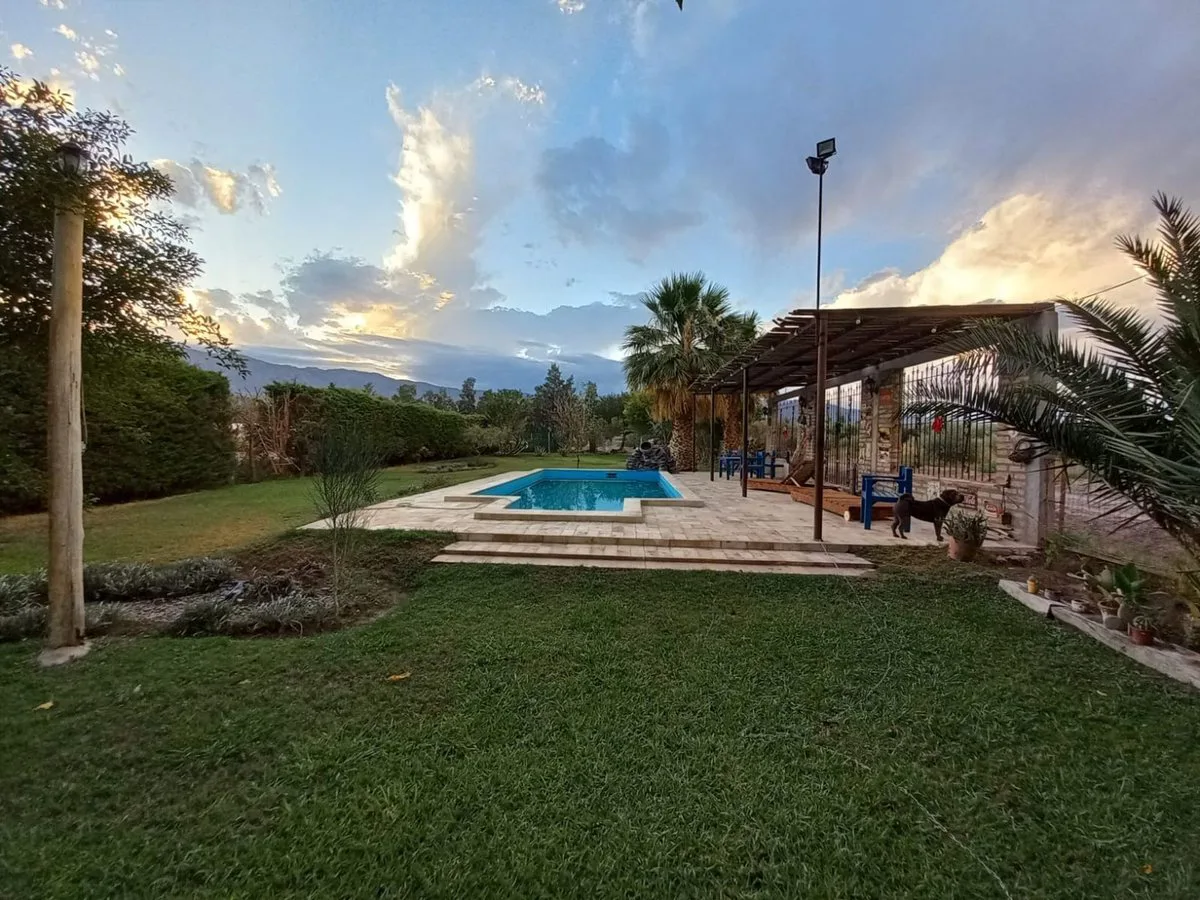 CASA QUINTA 3 HABITACIONES. POCITO foto 2