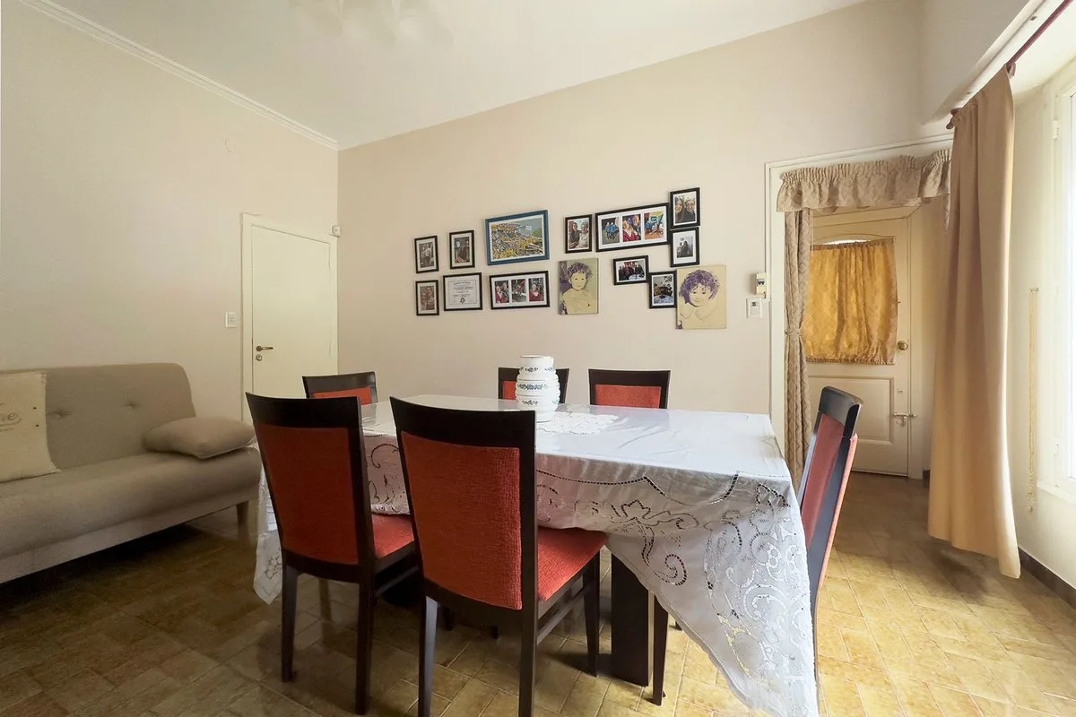 VILLA SARMIENTO VENTA CHALET 3-4 AMB A MTS GAONA foto 4
