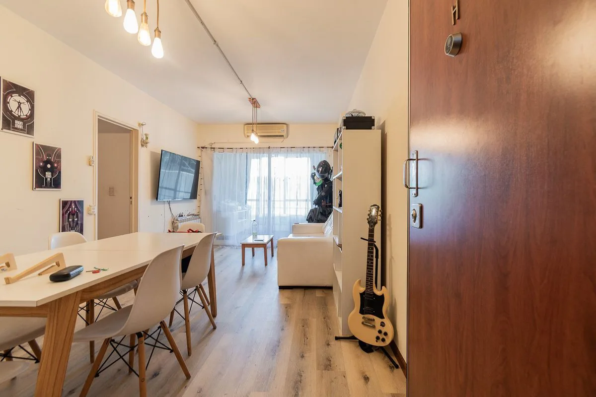 Venta dos ambientes Caballito balcón amenities foto 3