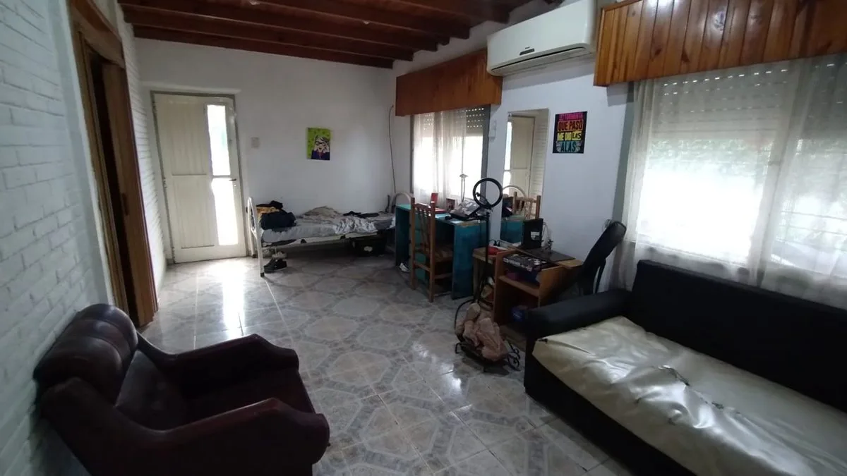 VENTA Casa 5amb c/cochera y pileta Gral. Rodriguez foto 5