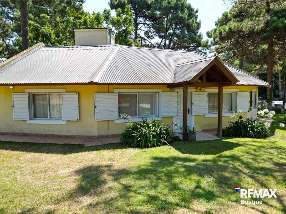 CASA VENTA VALERIA DEL MAR EN ESQUINA foto 2