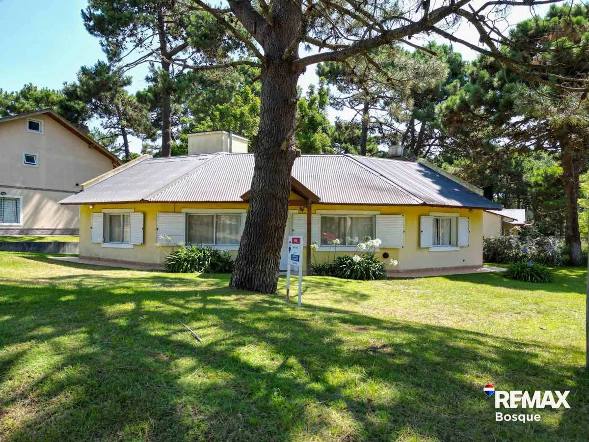 CASA VENTA VALERIA DEL MAR EN ESQUINA foto 3