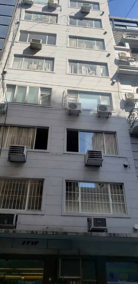 ALQUILER OFICINA TRIBUNALES Av. Corrientes y Talcahuano Inmejorable! foto 4