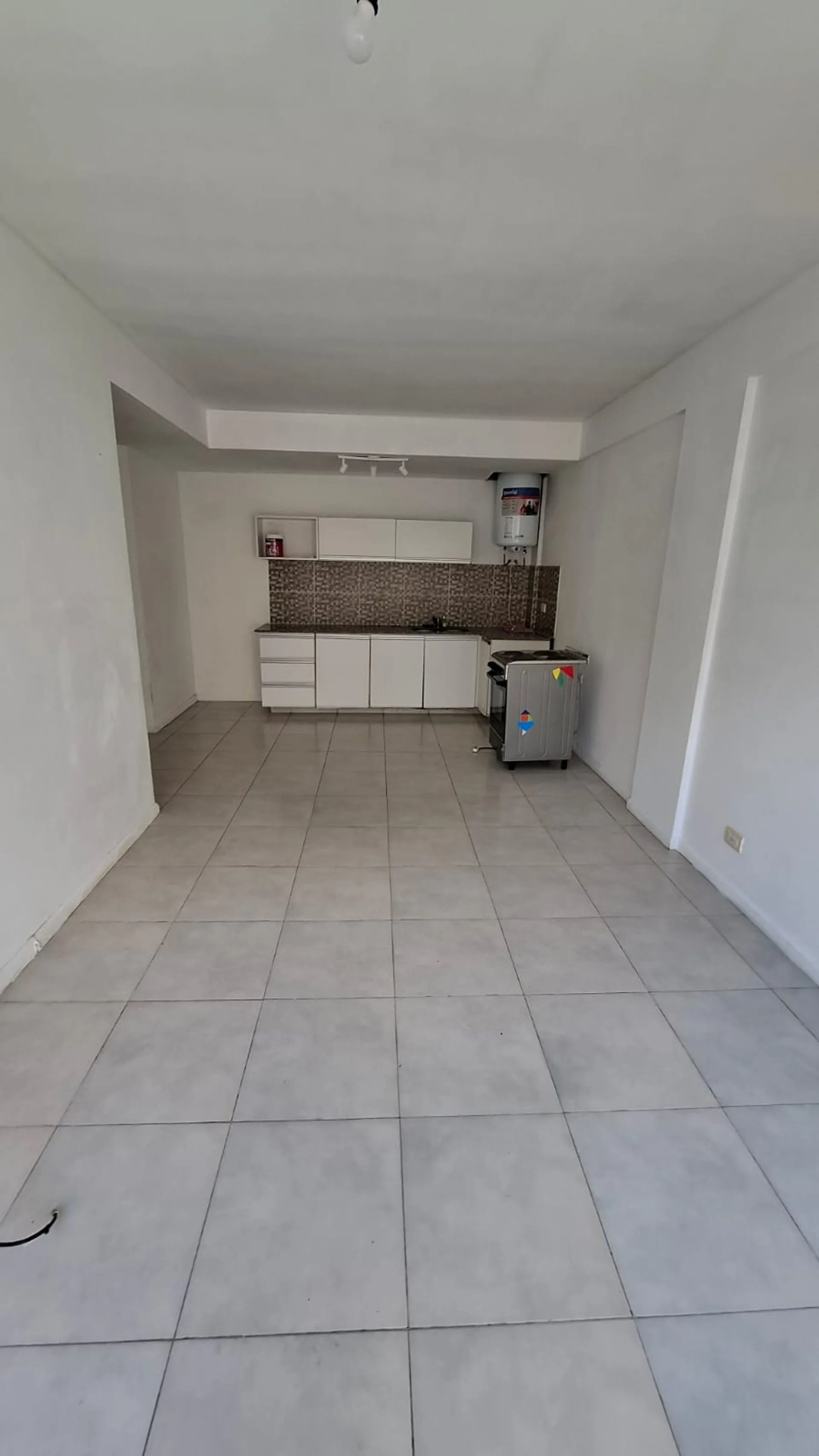 VENTA DEPARTAMENTO  DUPLEX 3 AMBIENTES LINIERS foto 4