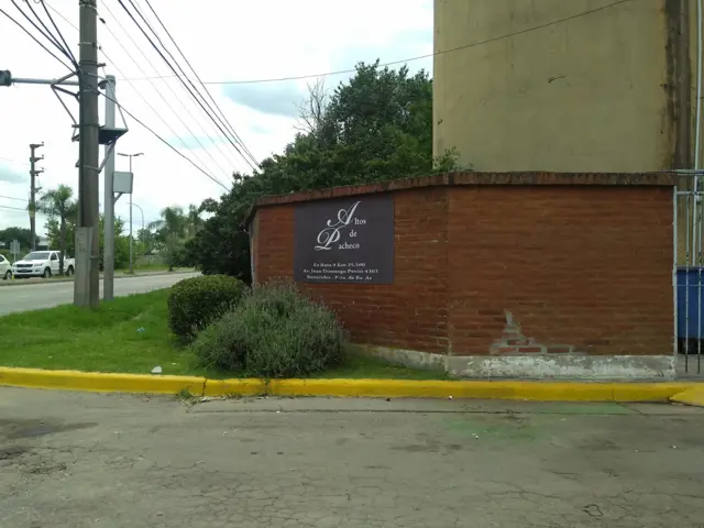 EXCELENTE PROPIEDAD DE TRES AMBIENTES BARRIO CERRADO ALTOS DE PACHECO SOBRE RUTA 9