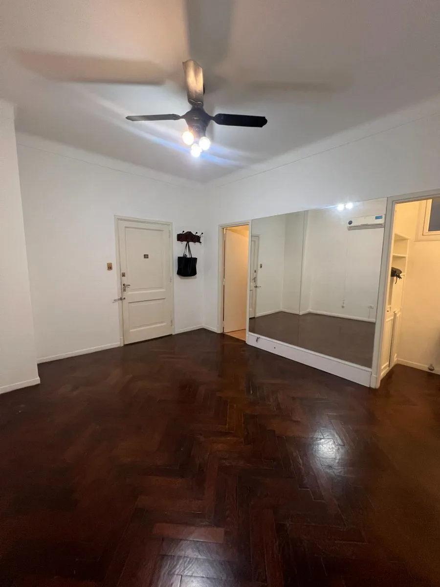 VENTA departamento 2 Ambientes Colegiales Amplio foto 2