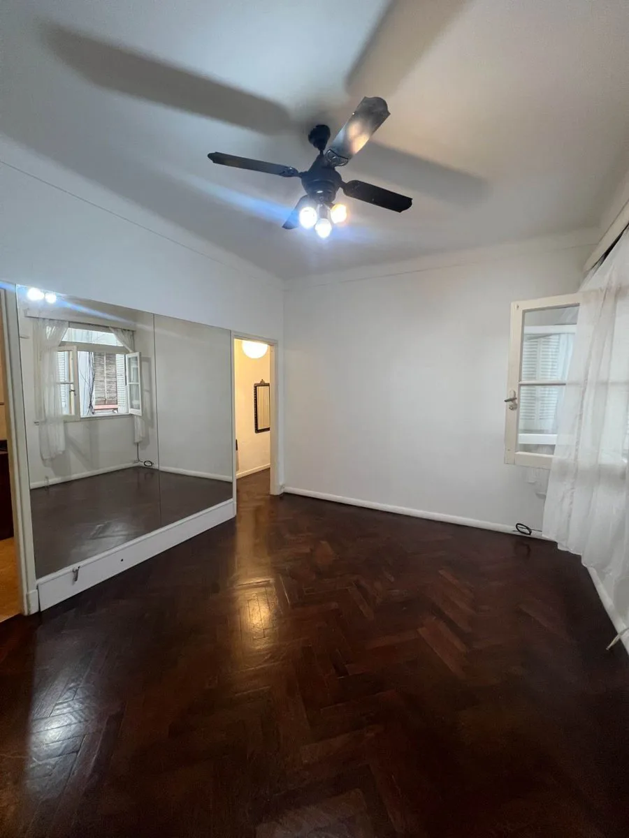 VENTA departamento 2 Ambientes Colegiales Amplio foto 3