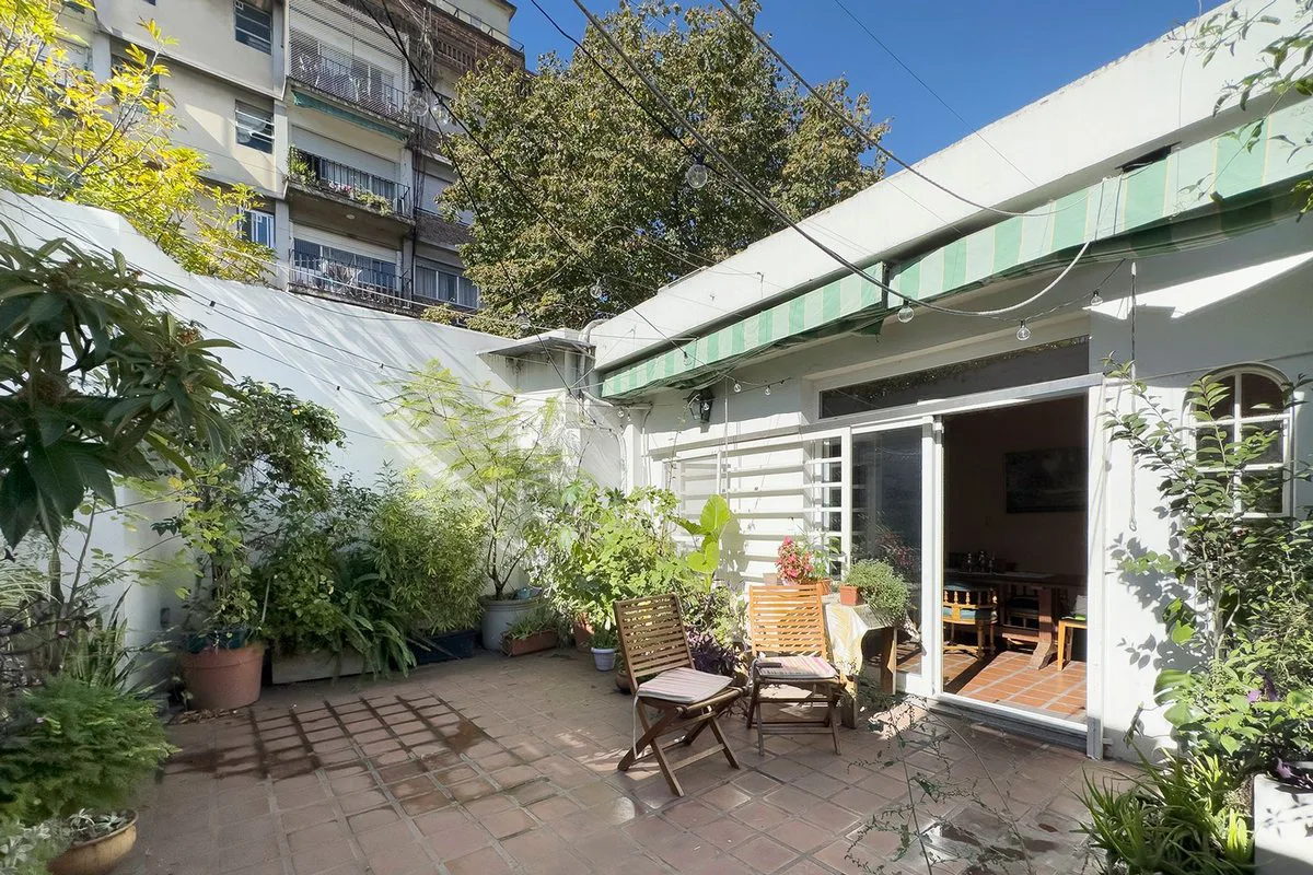 Venta PH con terraza y parrilla sin expensas foto 3