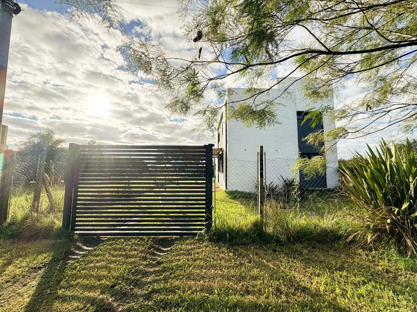 Rio Cuarto 2700 - Casa de tres dormitorios en venta en Roldan - Las Tardes foto 2