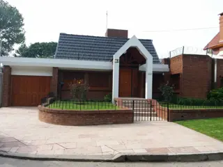 CASA 4 AMBIENTES IMPECABLE foto 1