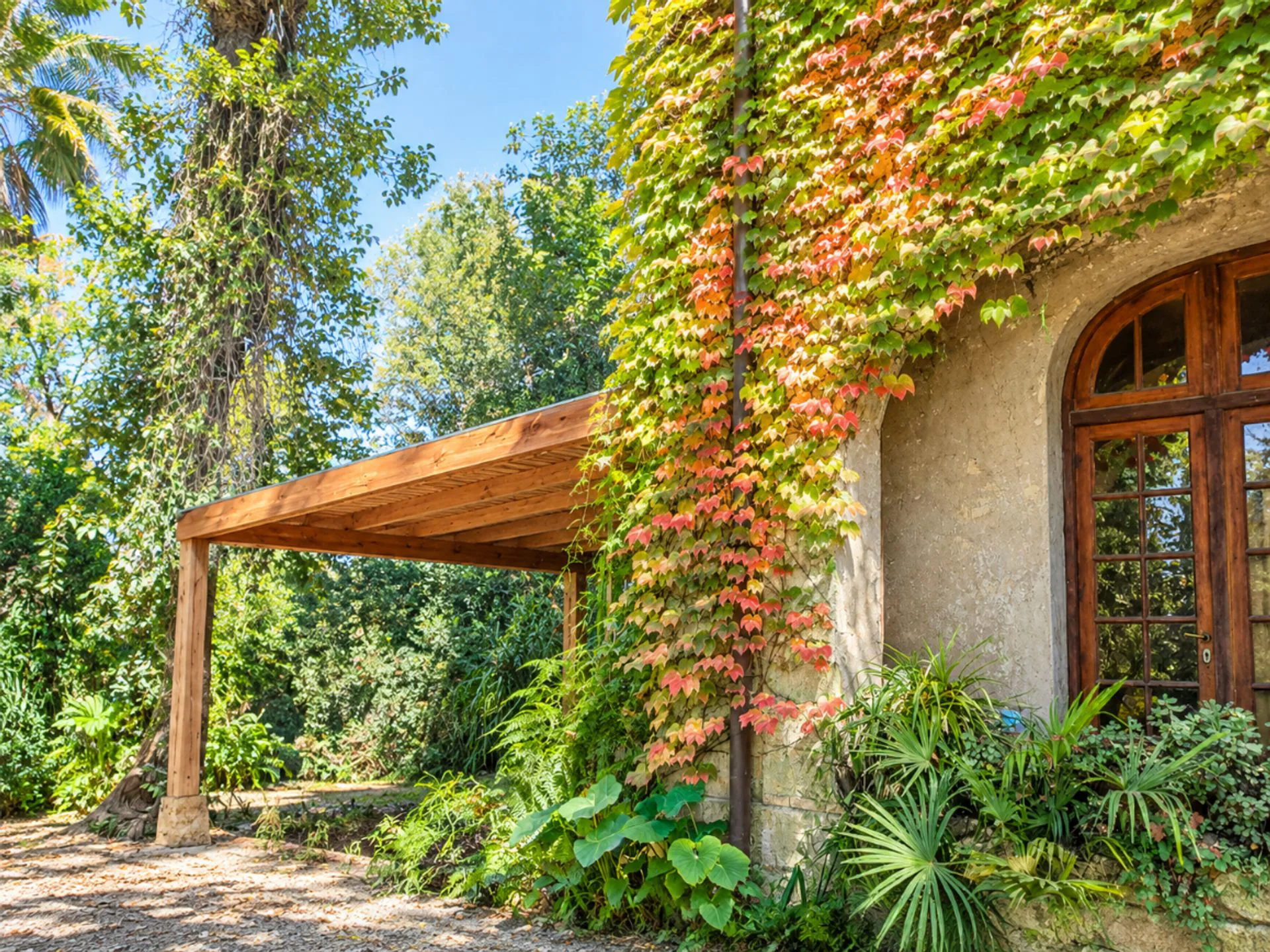 CASA HISTÓRICA LOTE ISLA – CON TRIPLE FRENTE foto 4