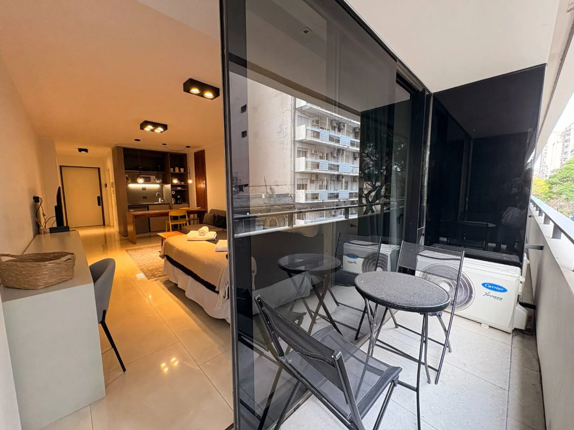 ALQUILER AMOBLADO DECO TOWER AMENITIES SEGURIDAD foto 4