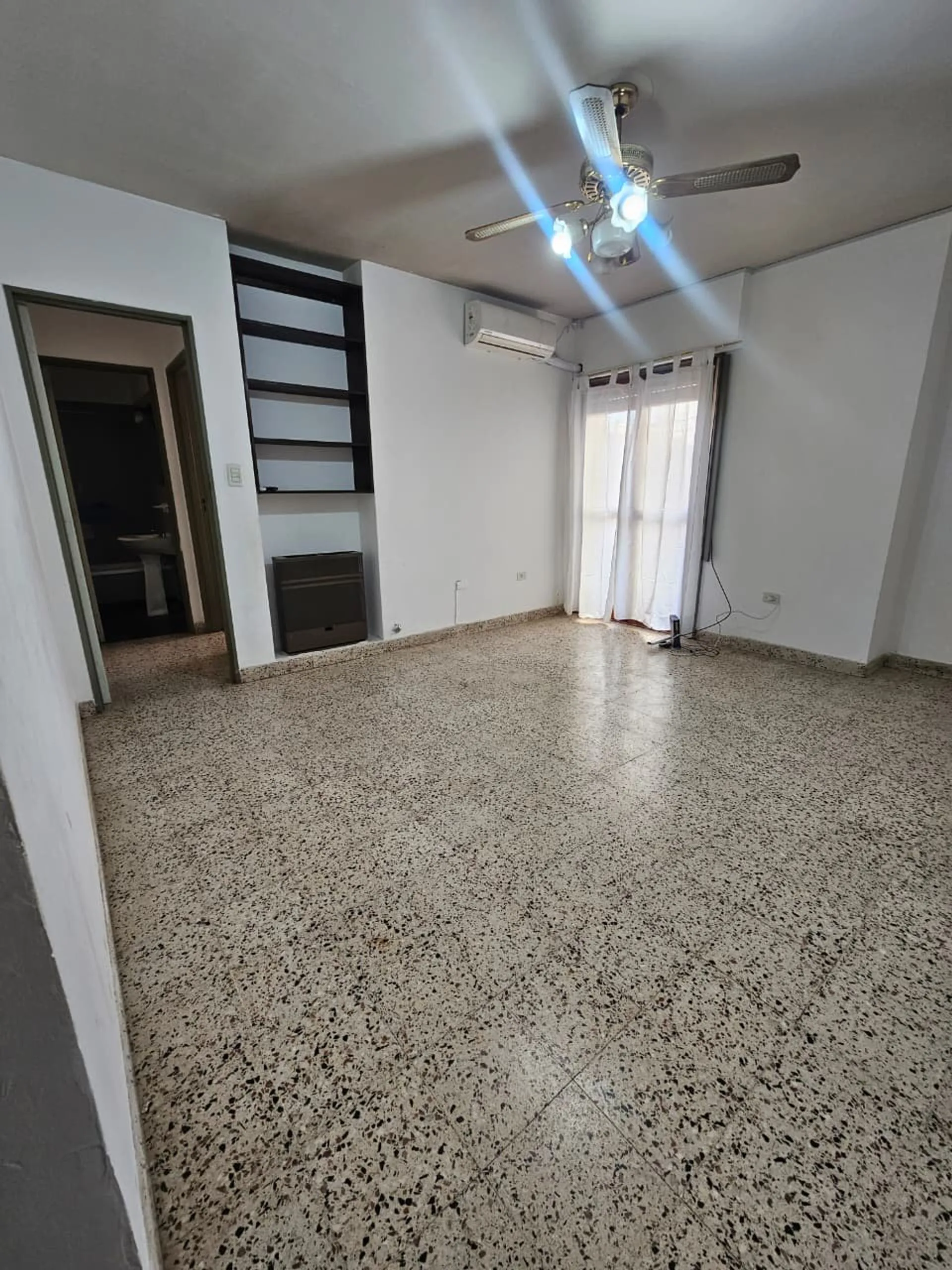 DEPARTAMENTO EN ALQUILER CENTRO