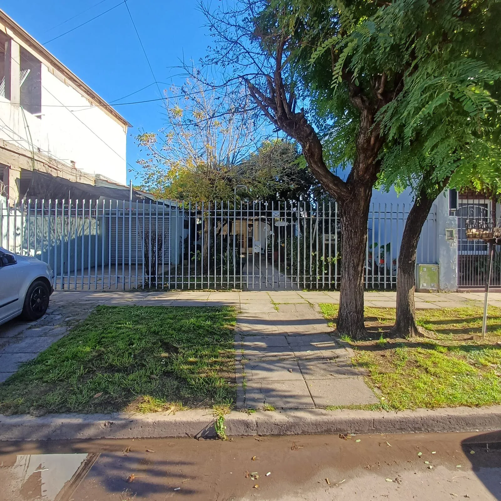 Casa de 3 ambientes en Moron foto 3