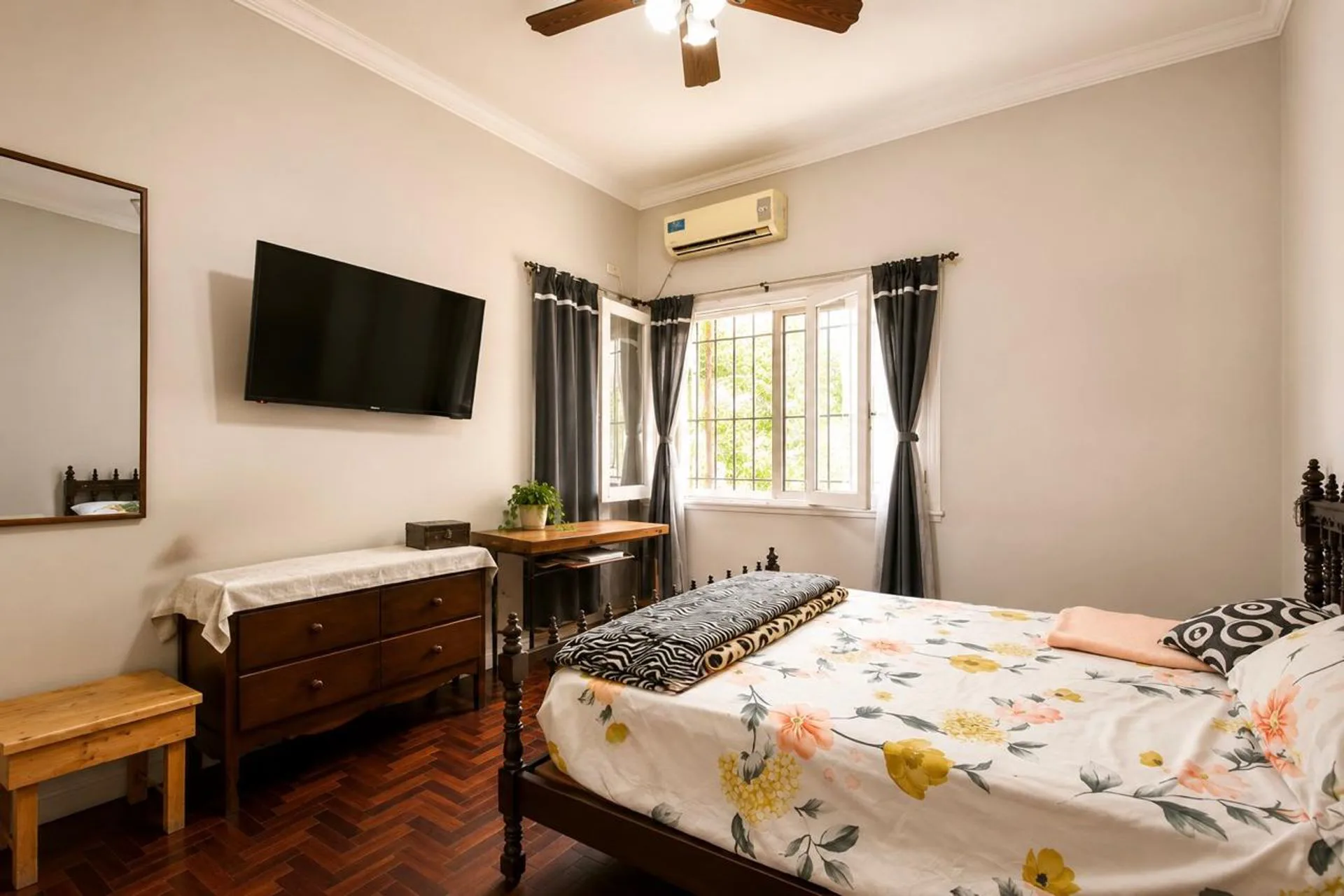 CASA EN VENTA MONTE GRANDE SE PERMUTA O FINANCIA foto 5