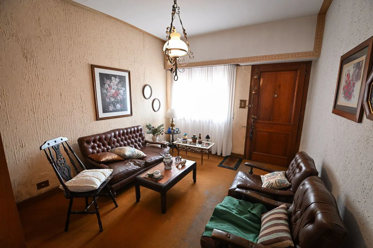 EN VENTA: CASA CÉNTRICA DE 2 DORMITORIOS foto 4