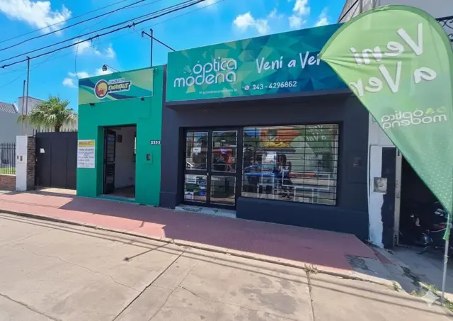 Oportunidad Imperdible - Locales + Cocheras