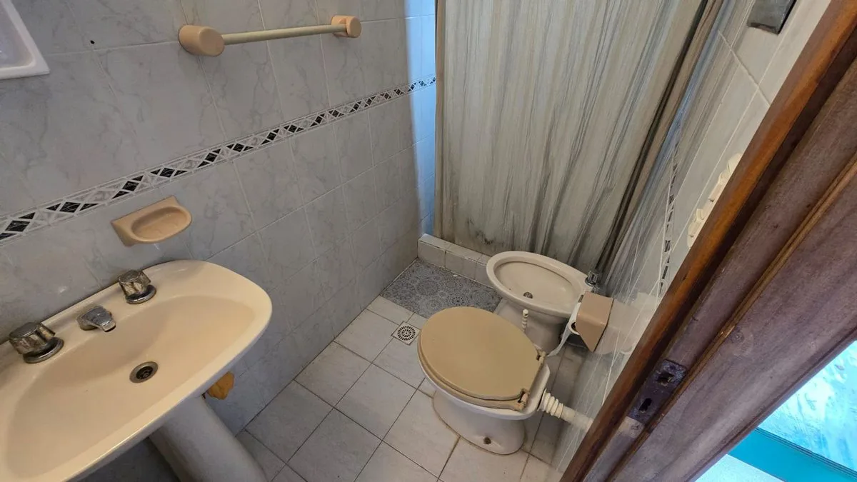 TRIPLEX EN VENTA 3 AMBIENTES SAN BERNARDO foto 5