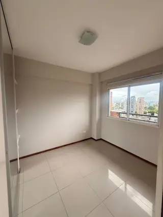 VENDE 2 AMBIENTES CON BALCON AL FRENTE EN PISO 10 - PATERNAL foto 2