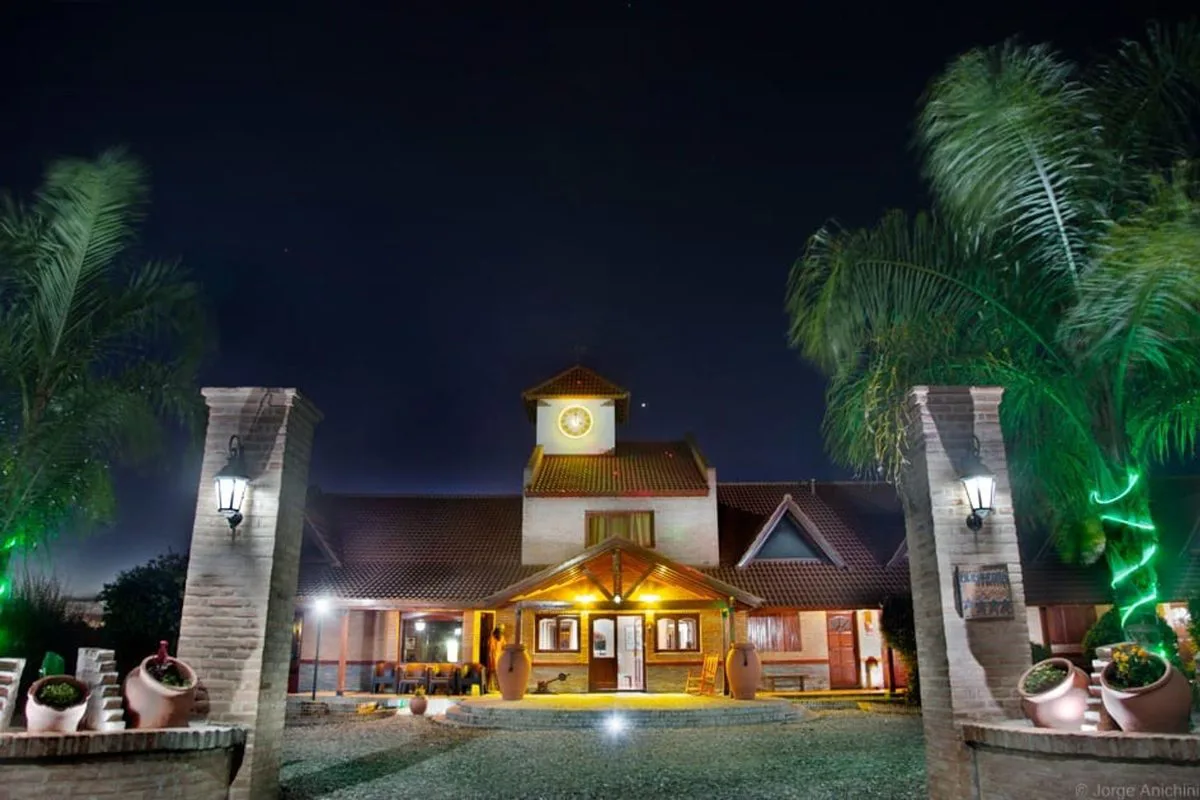 HOTEL & SPA EN ALQUILER – LAUQUEN PILMAIQUÉN