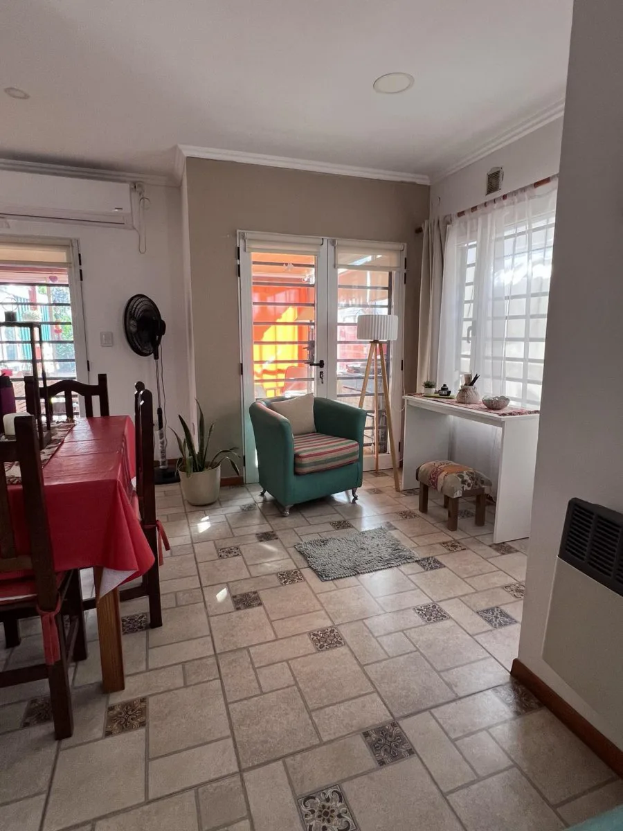 Propiedad ubicada en calle El Hornero al 40 - Barrio Montemar - Monte foto 2
