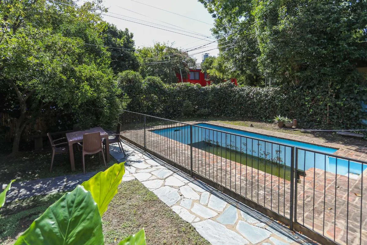 VENTA - Casa 5 Amb Cochera y Jardin - LA HORQUETA foto 2