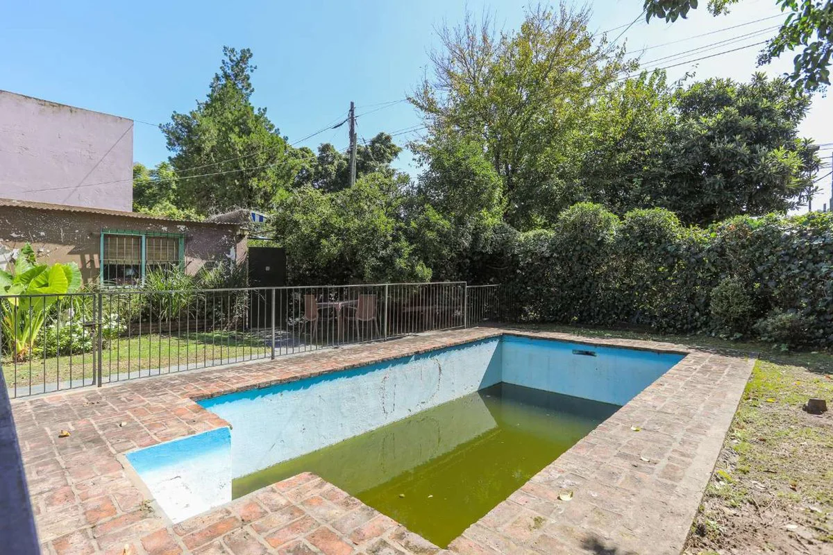 VENTA - Casa 5 Amb Cochera y Jardin - LA HORQUETA foto 3