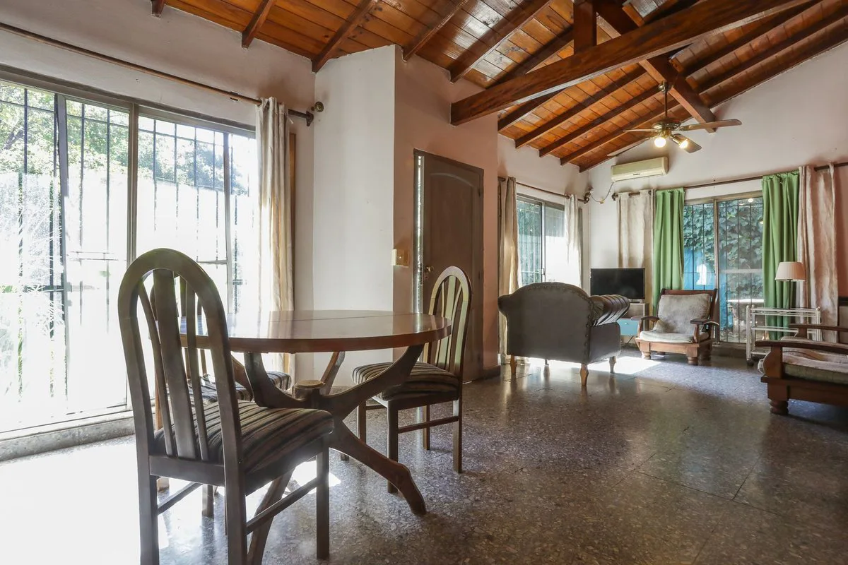 VENTA - Casa 5 Amb Cochera y Jardin - LA HORQUETA foto 4