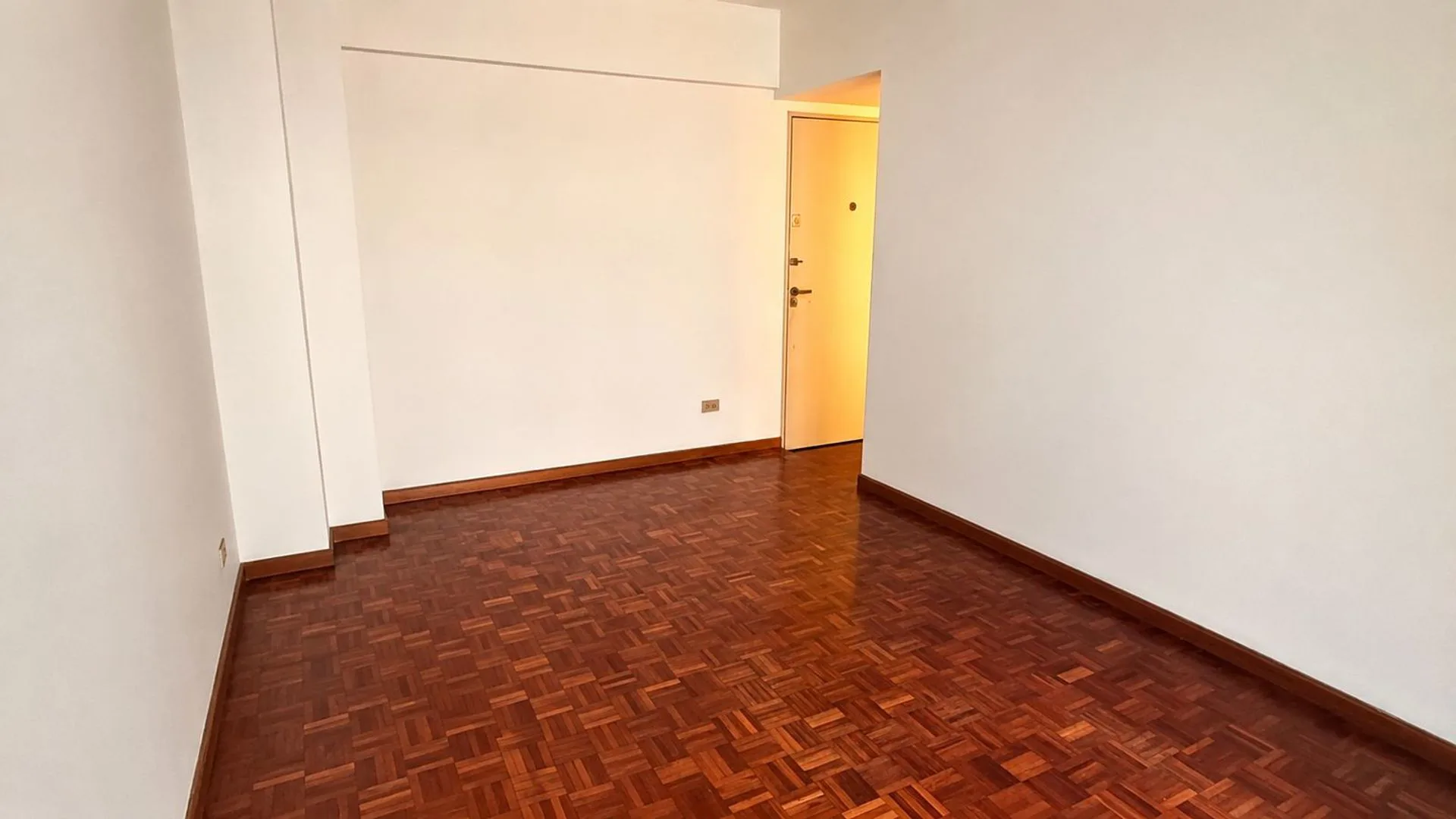 VENTA DEPARTAMENTO MONOAMBIENTE RECOLETA BALCON foto 2