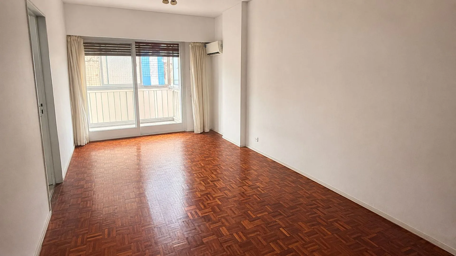 VENTA DEPARTAMENTO MONOAMBIENTE RECOLETA BALCON foto 3