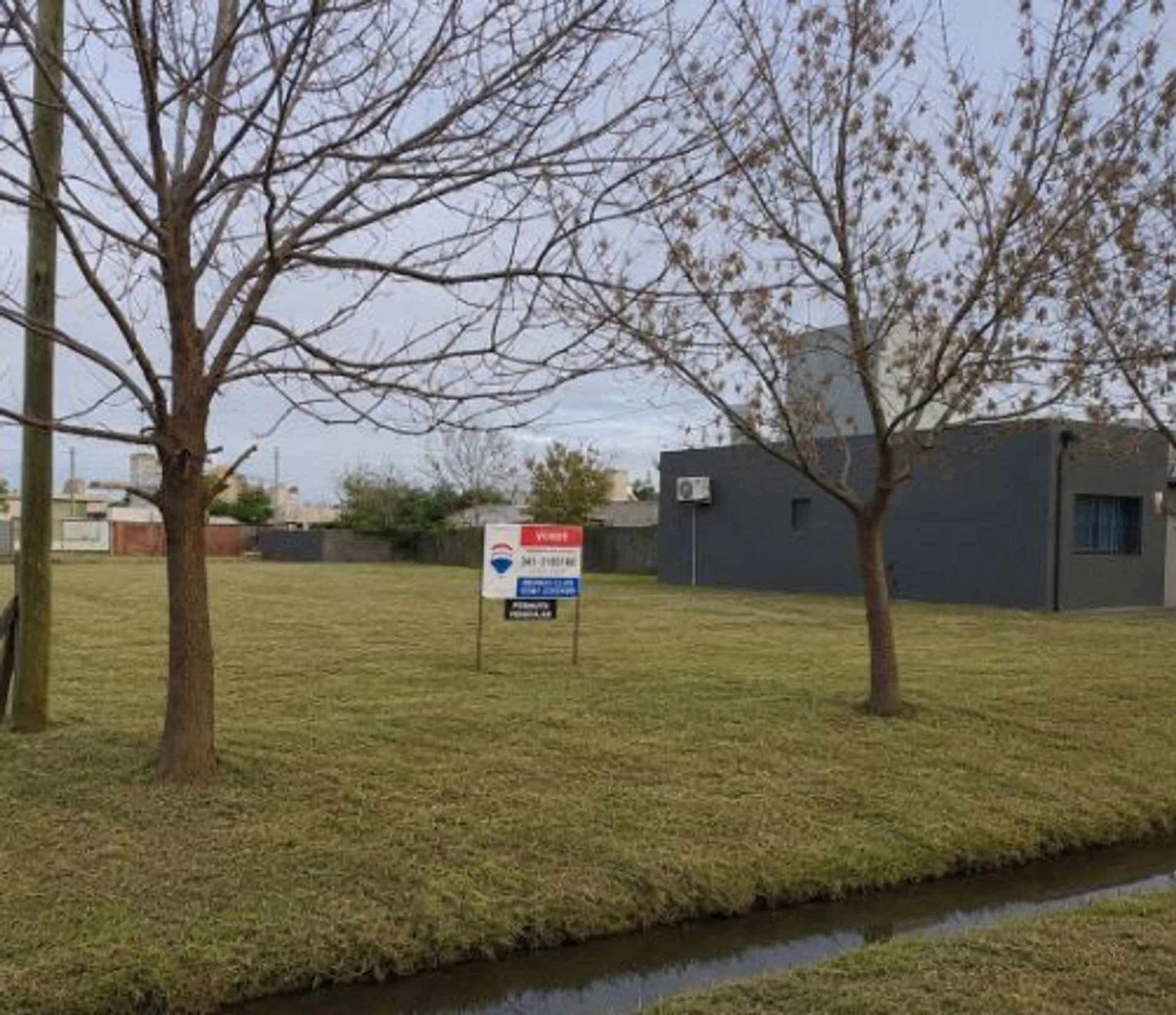 Venta  o permuta vehicular  de terreno en funes foto 3