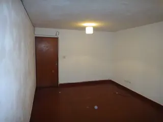 ALQUILER DPTO. 2 DORM EN Bº PQUE. LA VEGA C/COCHERA CERRADA. foto 2