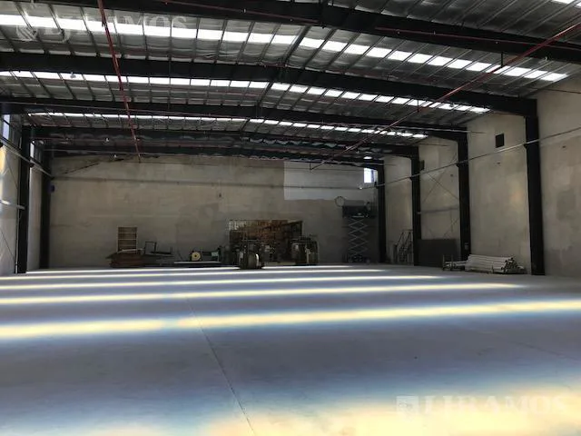 Depósito en Alquiler en San Martín foto 4