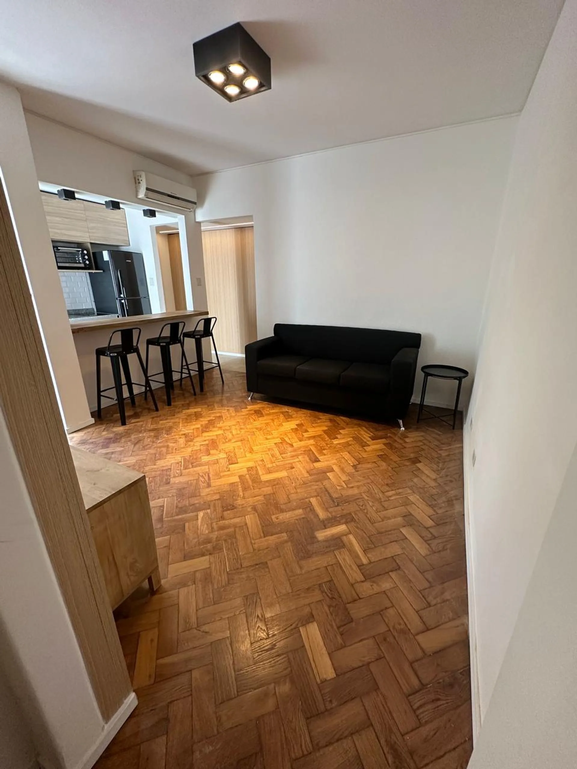 VENTA DEPTO. 2 AMBIENTES SAN TELMO REFACCIONADO