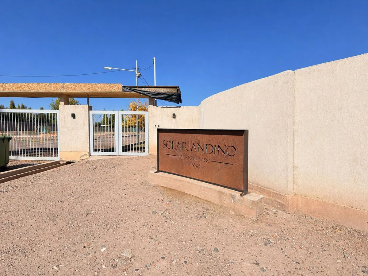LOTE BARRIO SOLAR ANDINO - MAIPÚ - D12
