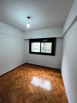 Departamento 2 ambientes en alquiler en Floresta foto 3