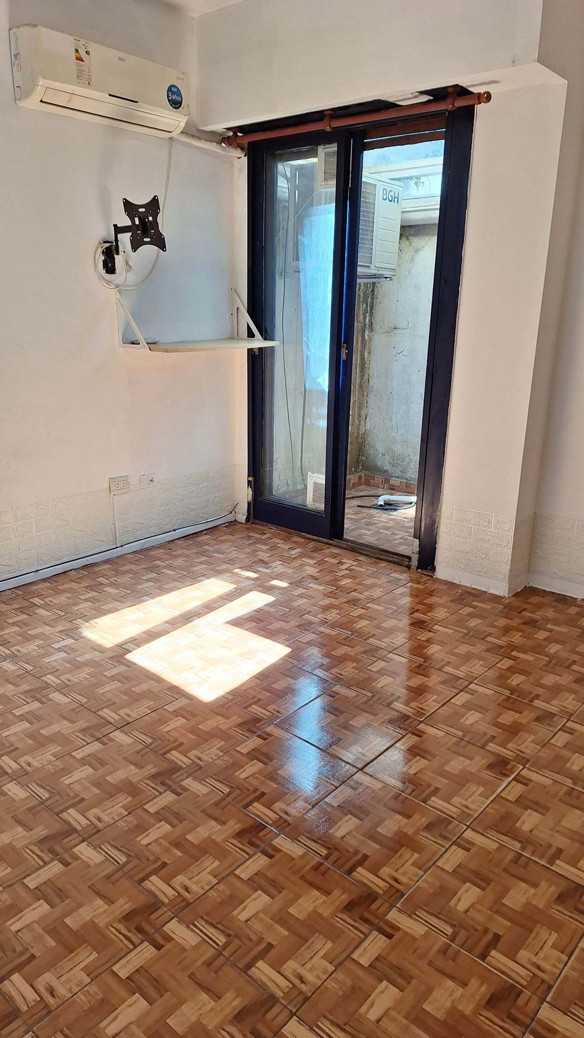 VENTA MONOAMB LIMITE CABALLITO APTO PROF PATIO foto 2