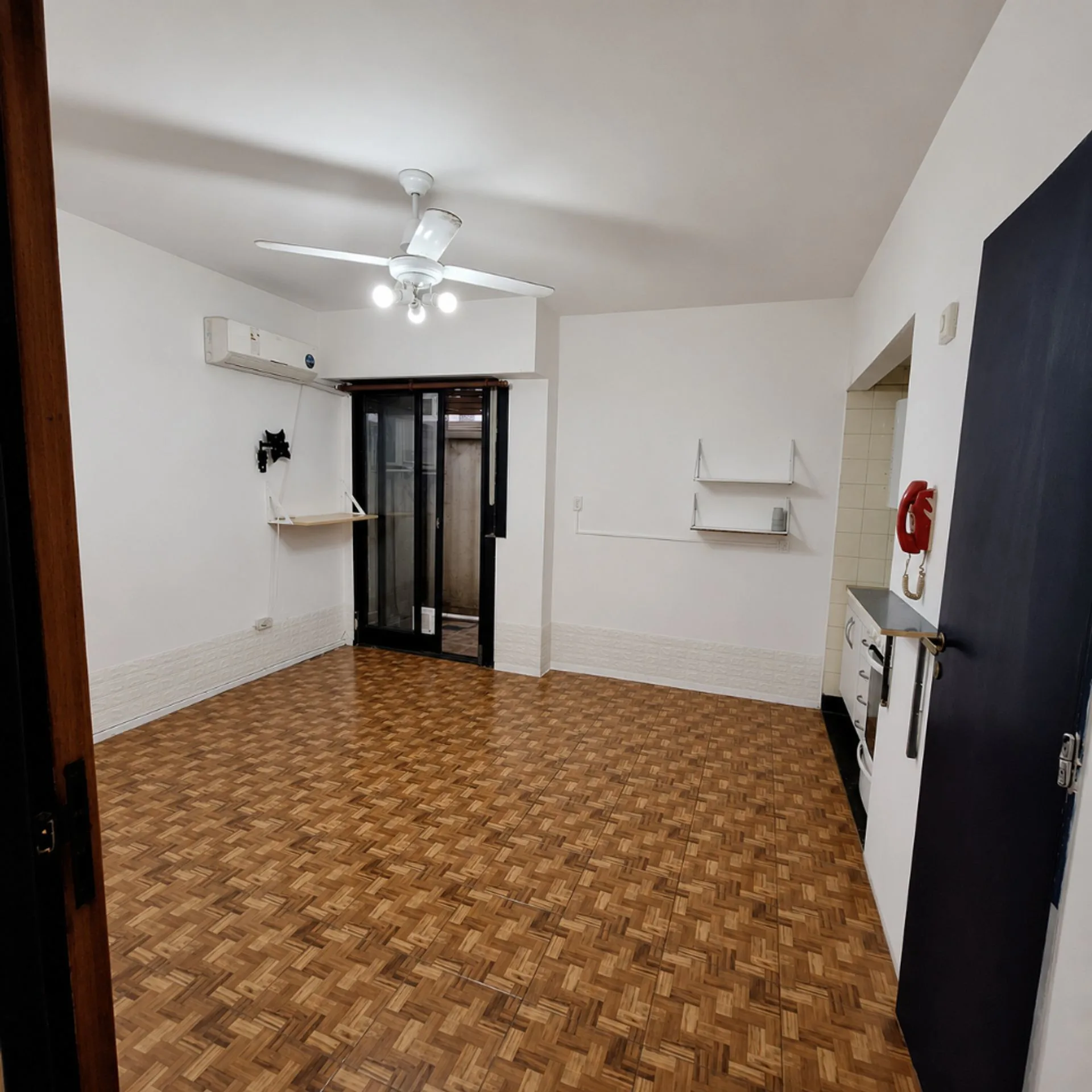 VENTA MONOAMB LIMITE CABALLITO APTO PROF PATIO foto 3