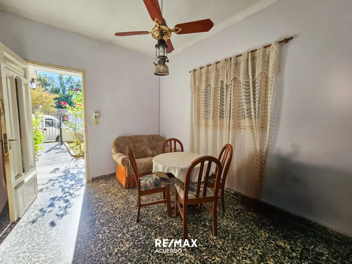Venta casa 2 dormito San Nicolas de los Arroyos foto 3