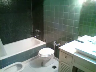 SE VENDE CASA EN BELGRANO (NO PAGA EXPENSAS) foto 3