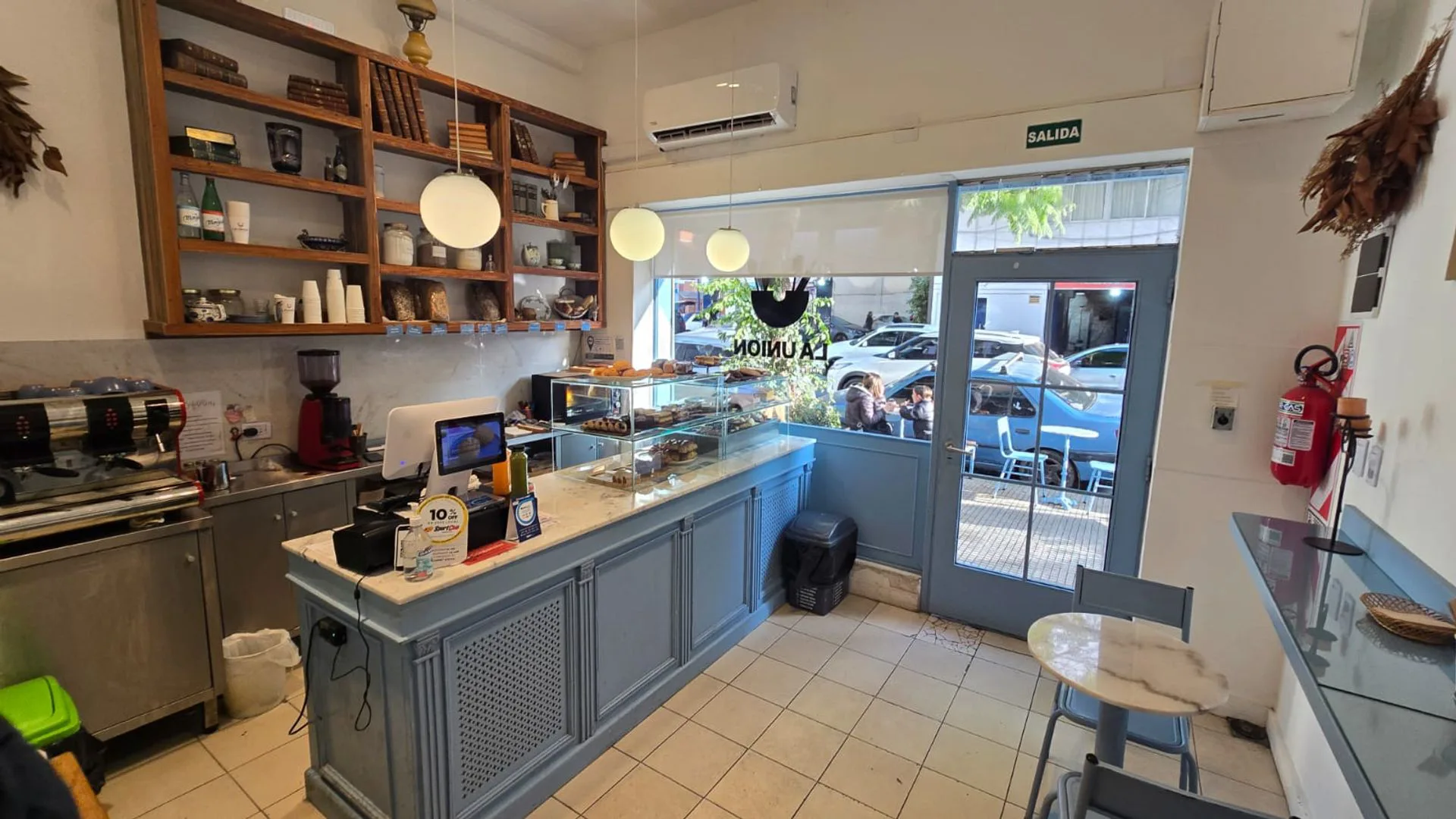 VENTA Fondo Comercio Cafeteria LA UNION BELGRANO foto 4