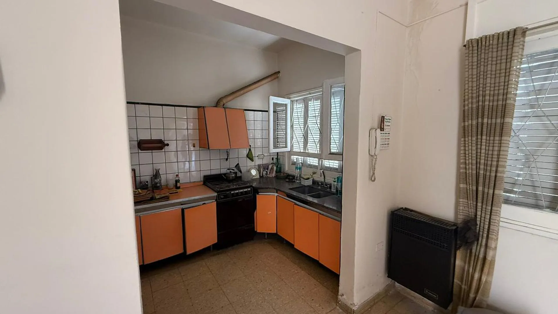 INVERSIÓN Y VIVIENDA EN EL CENTRO foto 4